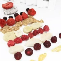 Вкусни замразени сушени плодове от овощна градина